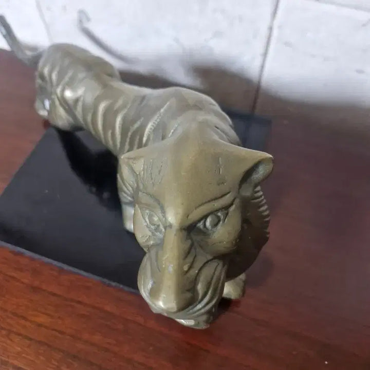[BUNJANG] Brass Tiger Sculpture Statue / 황동 호랑이 장식품 조각상