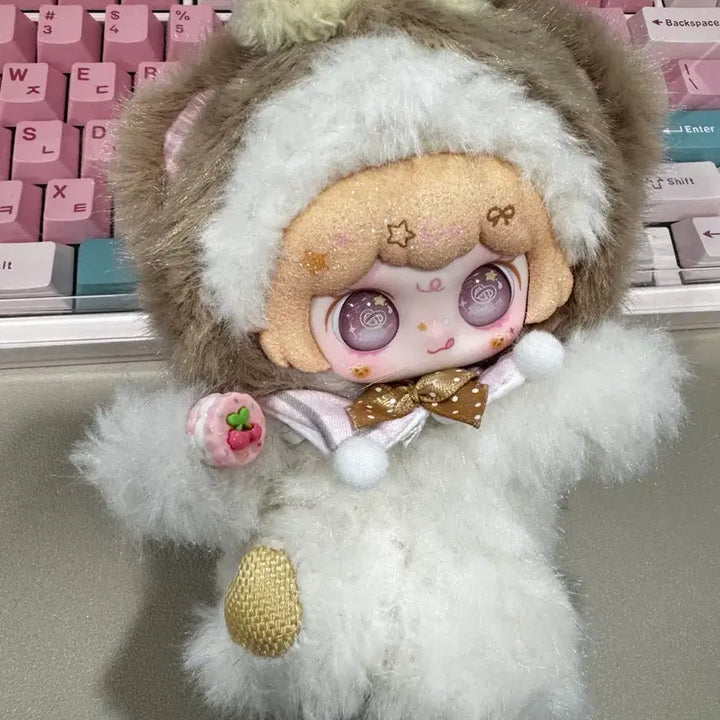 [BUNJANG] ToMeet Doll Cake Charm / 투밋 인형 케이크