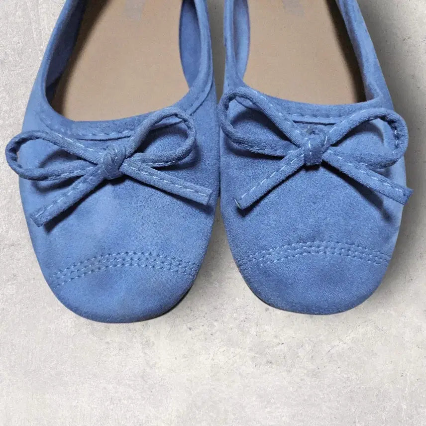 [BUNJANG] Blue Ribbon Flat Shoes / 블루 리본 플랫슈즈 (240)