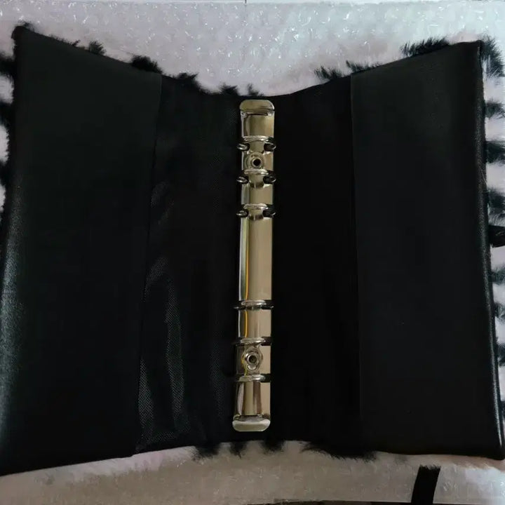 [BUNJANG] Zebra Gal Fur Binder A6 with Inserts / 지브라 갸루 a6 핑크 털바인더 양도 속지포함 다이어리 다꾸