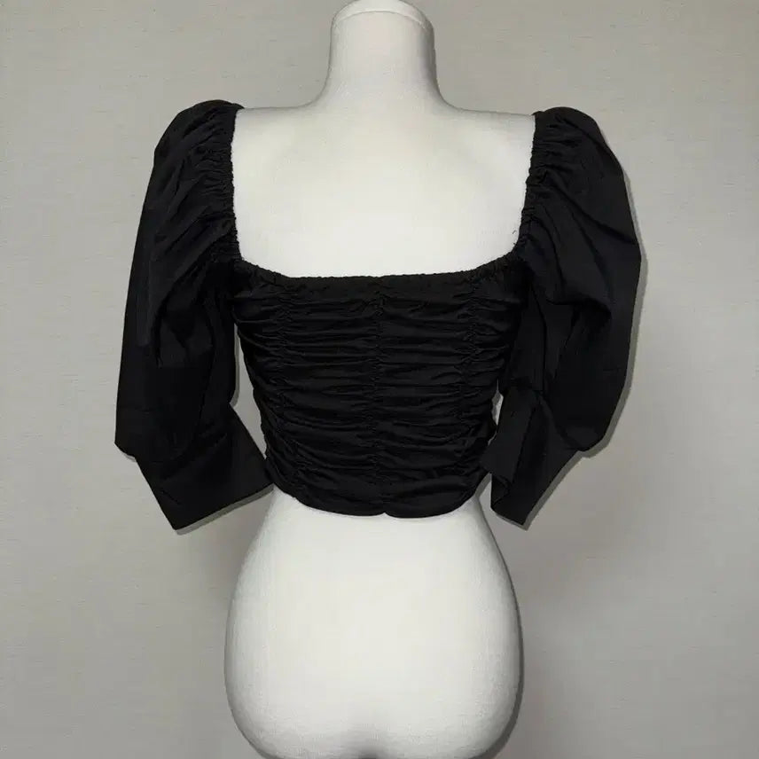 [BUNJANG] Bad Blood Shirring Puff Blouse Top / 배드블러드) 셔링 퍼프 블라우스 탑