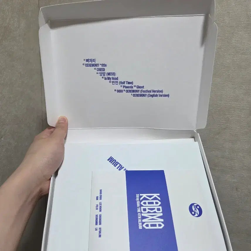 [BUNJANG] Stray Kids Karma Signed Album / 스트레이키즈 카르마 싸인반