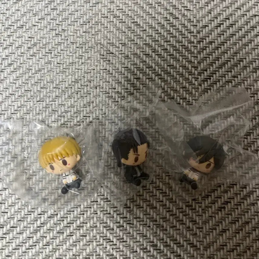 [BUNJANG] Attack on Titan Choco-Noko Figures Set (Eren, Armin, Mikasa) / 진격거 초코노코 (에렌, 아르민, 미카사)