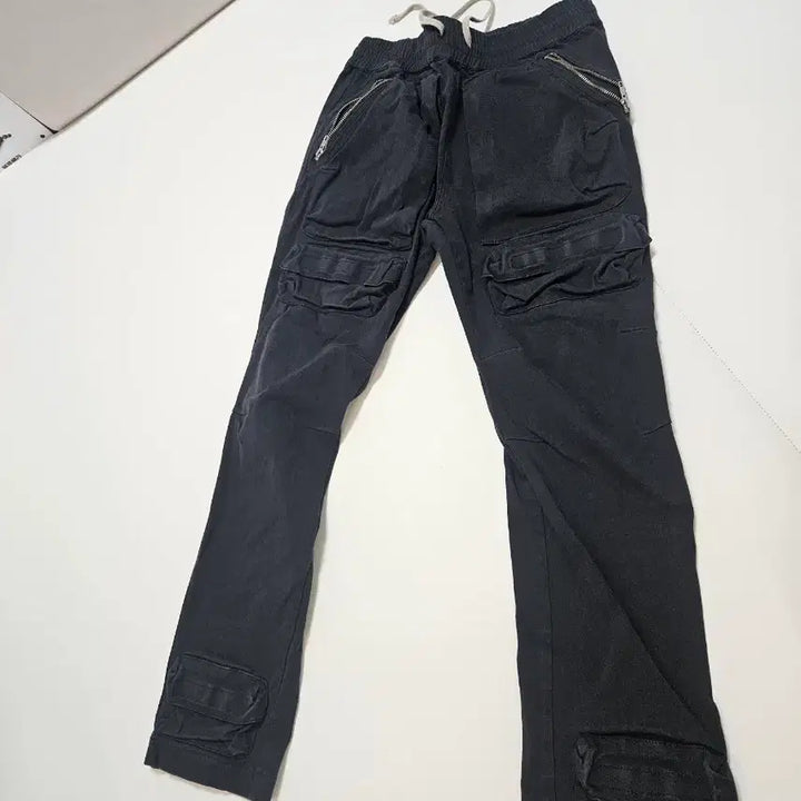 [BUNJANG] GRAILZ Black Cargo Pants Size 2 / GRAILZ 블랙 카고 팬츠 사이즈 2