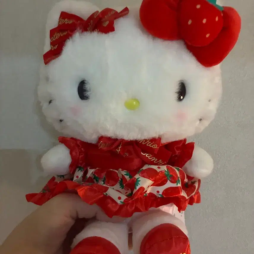 [BUNJANG] Ichigo 50th Anniversary Kitty Plush / 이치고 50주년 키티 누이
