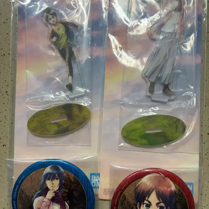 [BUNJANG] Attack on Titan Ichiban Kuji Eren &amp; Mikasa Acrylic Stand Set / 진격의거인쿠지 에렌 미카사