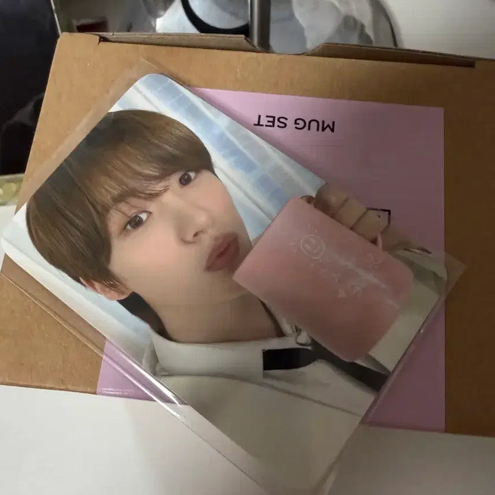 [BUNJANG] RIIZE Anton Valentine Mug Set Photocard / 라이즈 앤톤 발렌타인 머그MD
