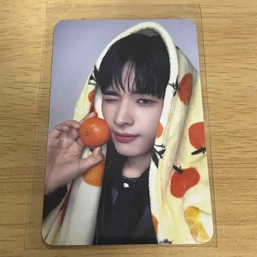 [BUNJANG] NEXZ Haru Orange Blanket Photocard / 넥스지 하루 메이크스타 귤담요 포카