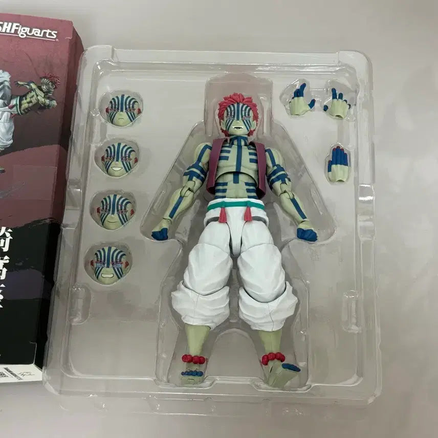 [BUNJANG] SHF Demon Slayer Akaza Figure / shf 아카자 (상태 S급)(shf 귀멸의칼날)