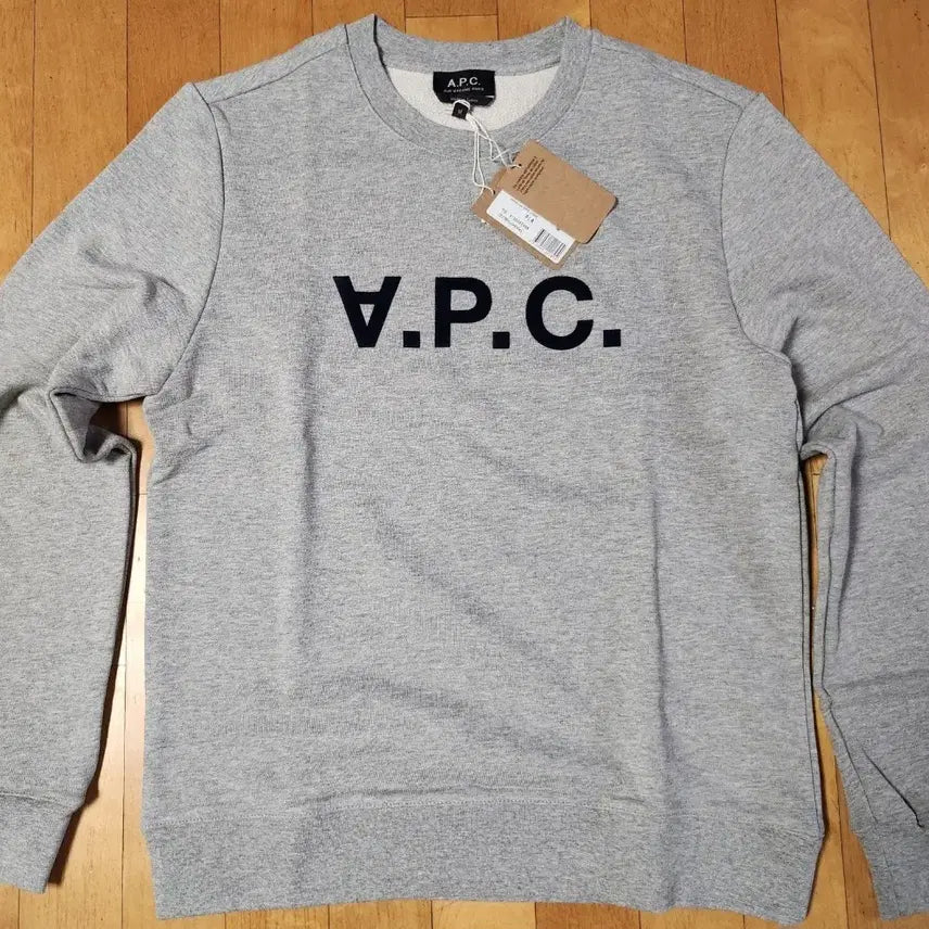 [BUNJANG] A.P.C. Gray Sweatshirt M (Unisex) / [새상품] A.P.C. 그레이 맨투맨 M(남녀 공용)