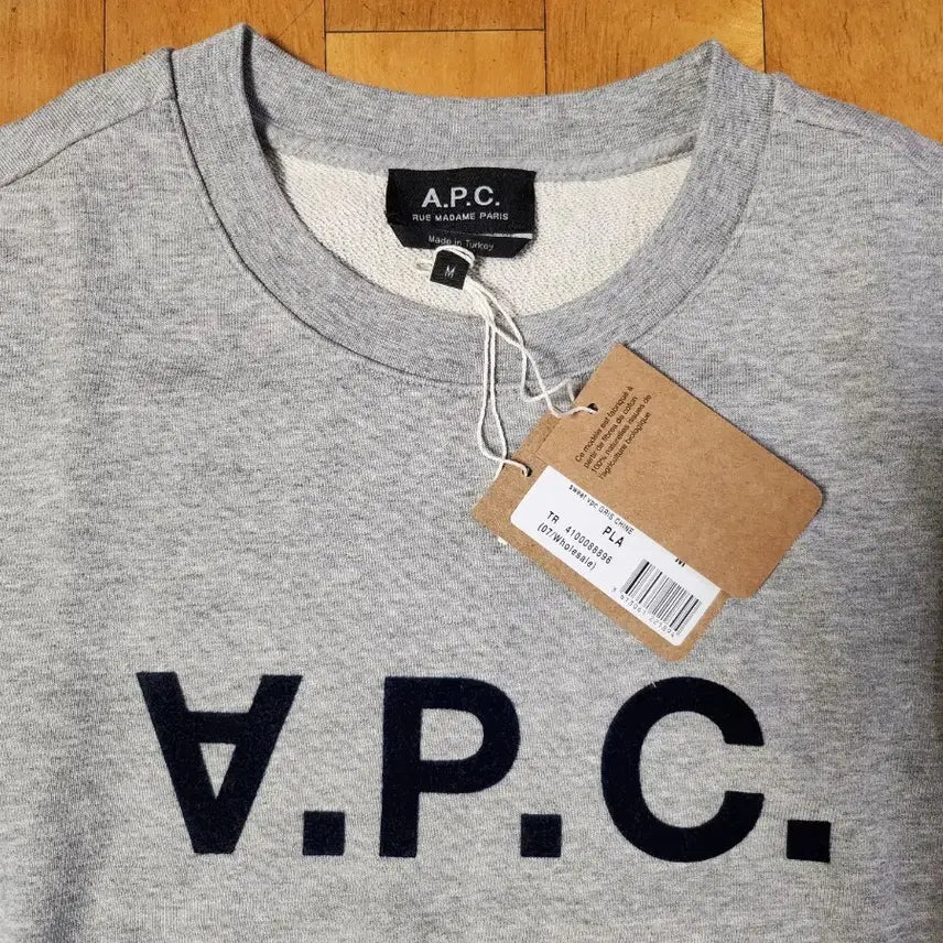 [BUNJANG] A.P.C. Gray Sweatshirt M (Unisex) / [새상품] A.P.C. 그레이 맨투맨 M(남녀 공용)