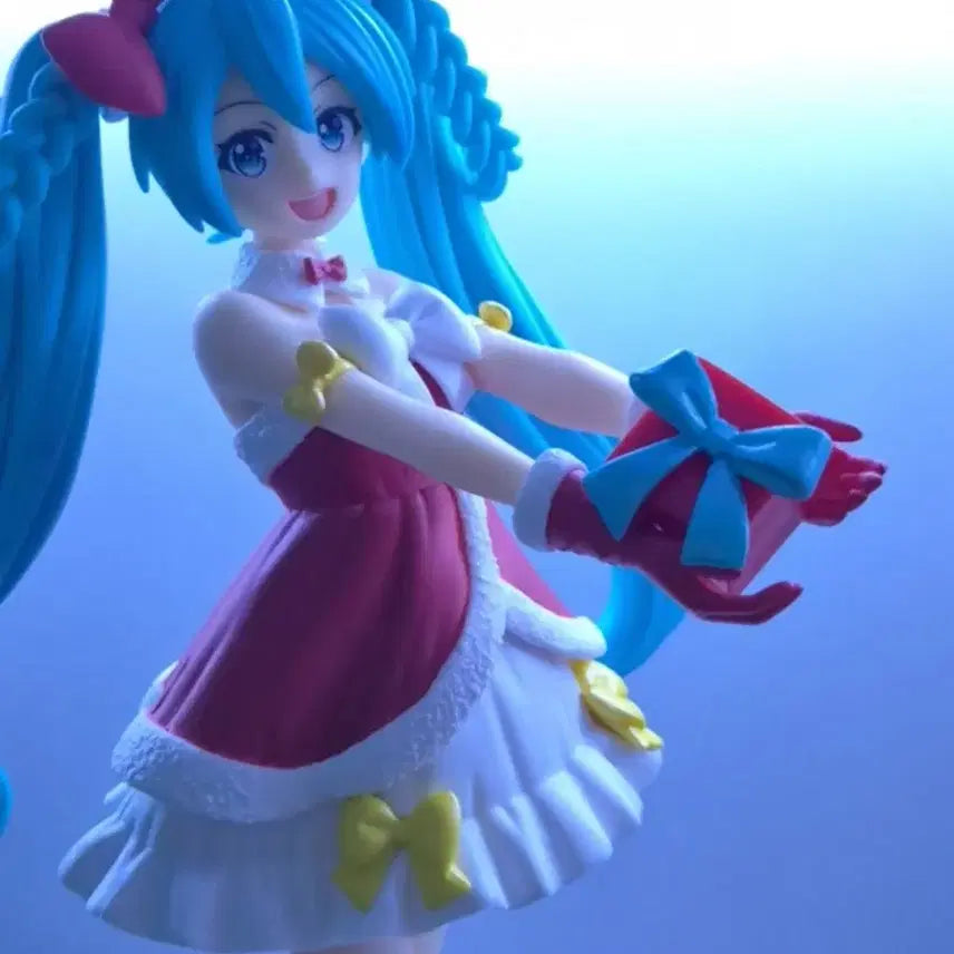 [BUNJANG] Hatsune Miku Christmas Santa Figure / 하츠네 미쿠 SPM 크리스마스 산타 피규어