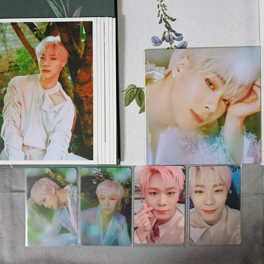 [BUNJANG] Astro All Light Album Moonbin Rocky Photocard Bundle Set / astro all light moonbin rocky josangz