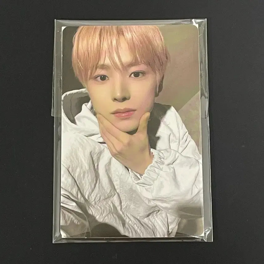 [BUNJANG] NCT 10th Anniversary Neo Ground Windbreaker Yuu Photocard / 엔시티 10주년 네오그라운드 윈드브레이커 유우시 바람막이 바막 포카