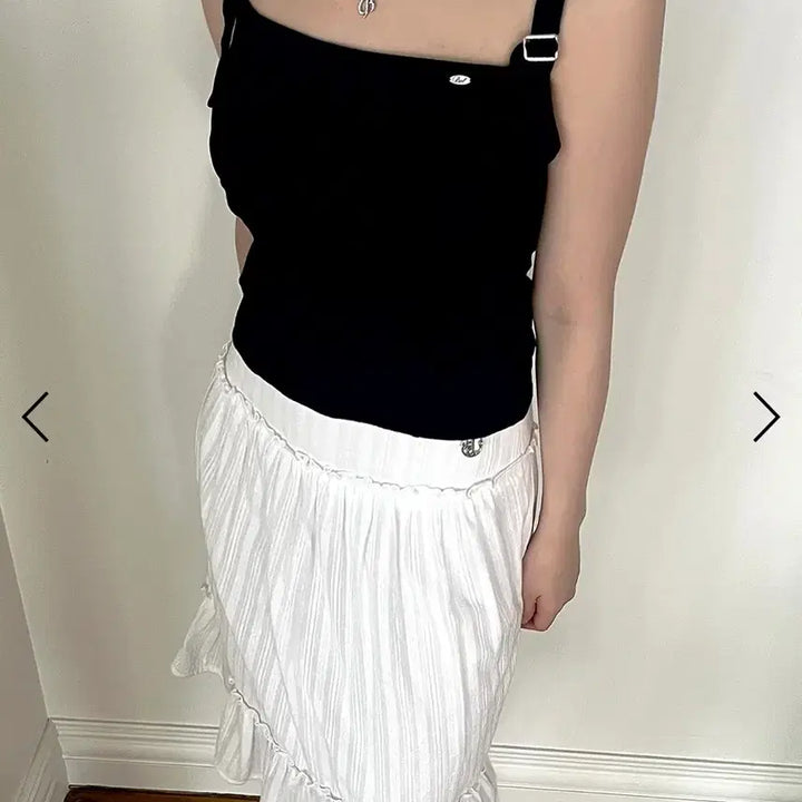[BUNJANG] Belliar Beka Sleeveless Top / 벨리아르 나시 슬리브리스 Beka sleeveless 무신사