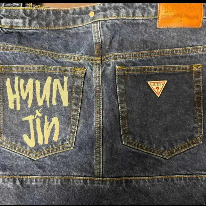 [BUNJANG] Guess x Hyunjin Denim Tote Bag / 게스 HYUNJIN 현진 데님 에코백
