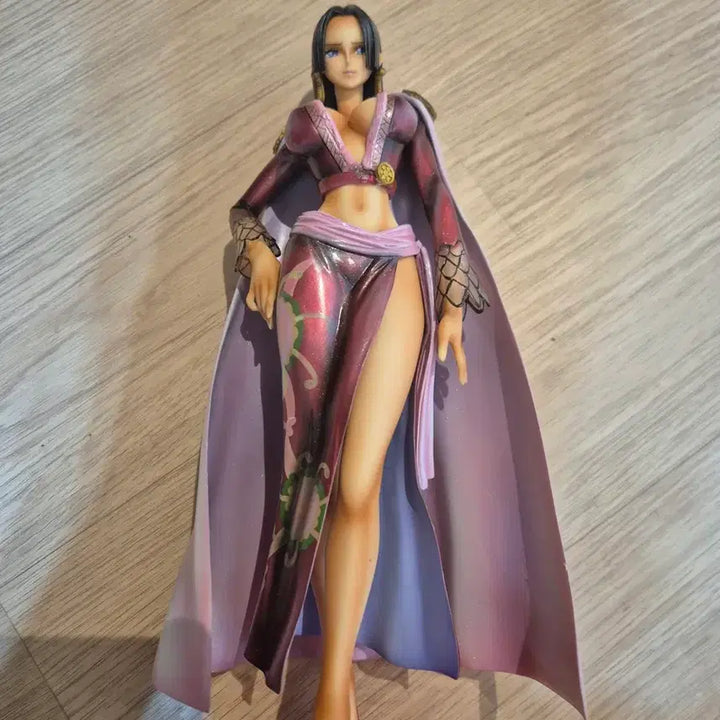 [BUNJANG] Repainted Boa Hancock Figure / 리페인트 보아핸콕 피규어
