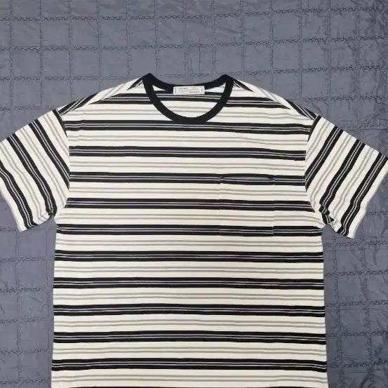 [BUNJANG] Frizmworks Hosu Multi Stripe Short Sleeve T-Shirt Black S / 프리즘웍스 호수 멀티 스트라이프 반팔 블랙 S