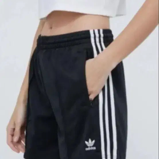 [BUNJANG] Adidas Shorts / 아디다스 반바지