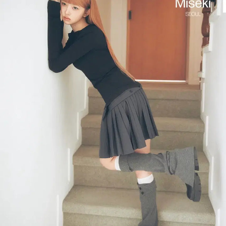 [BUNJANG] Miseki Seoul Side Pleats Line Midi Skirt with Ginny Wallet / 미세키서울 side pleats line midi skirt + 기니지갑