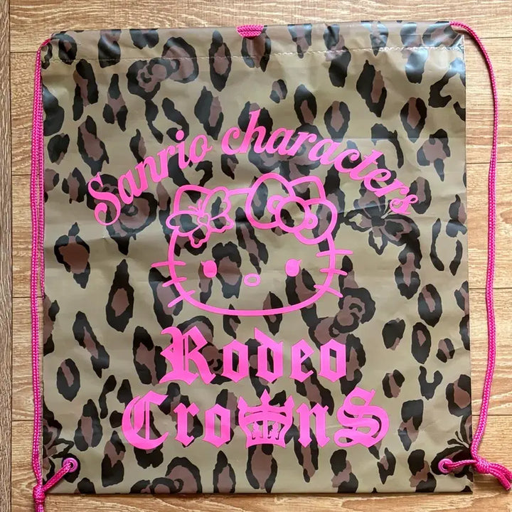 [BUNJANG] Sanrio Hello Kitty Gyaru Leopard Butterfly Vinyl Bag Waterproof Tote / 산리오 헬로키티 갸루 호피 나비 비닐 가방 방수백