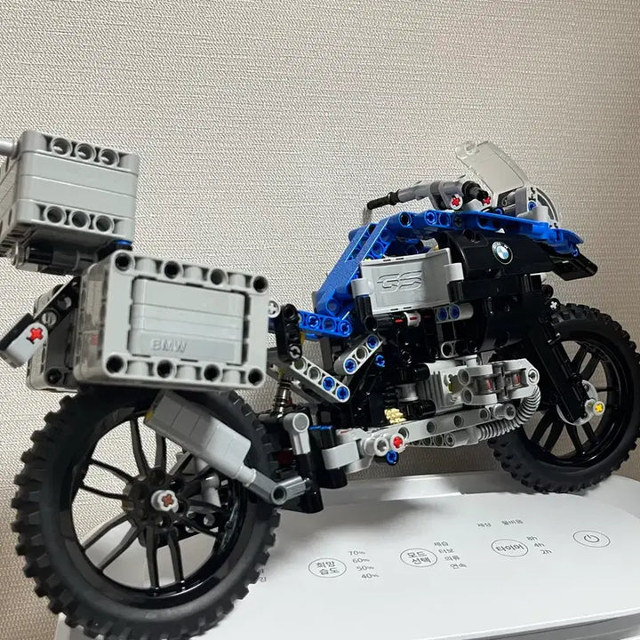 [BUNJANG] LEGO Technic BMW R 1200 GS Adventure (42063) / 레고 42063 bmw 1200 gs 테크닉 바이크