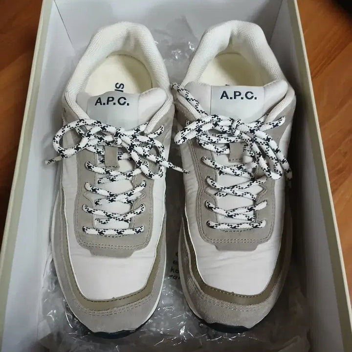 [BUNJANG] APC Sneakers Size 41 / APC 아페쎄 스니커즈 41사이즈