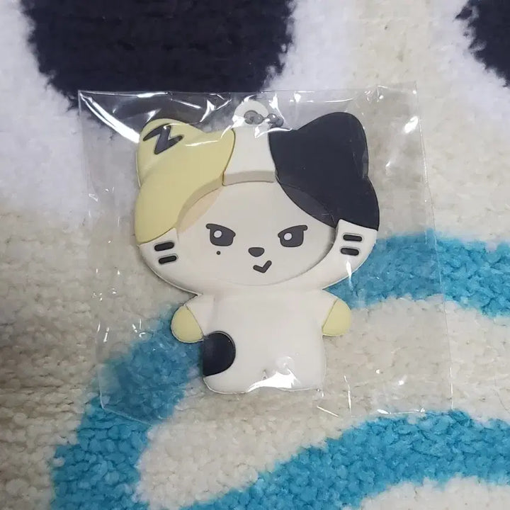[BUNJANG] ZEROBASEONE Zeroni PVC Random Photocard Holder Keyring / 제로베이스원 제로니 PVC 랜덤 포토 홀더 키링 리니니