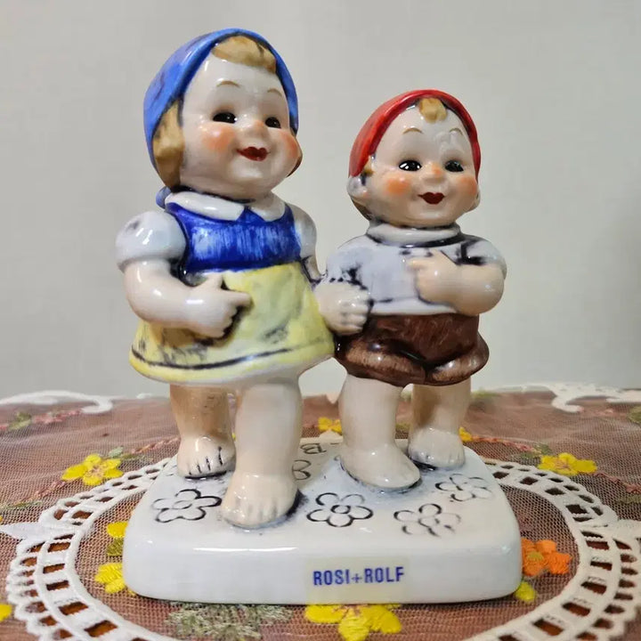 [BUNJANG] 1981 Goebel Rosi + Rolf Porcelain Figurines (Matte &amp; Glossy) / 1981년 아주 오래된 올드 빈티지. 서독산 괴벨 로지와 롤프 피겨린.