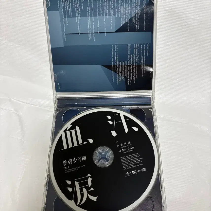 [BUNJANG] BTS Blood Sweat &amp; Tears Japan Edition CD / 방탄소년단 피땀눈물 CD