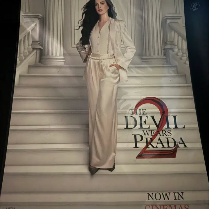 [BUNJANG] The Devil Wears Prada 2 Miranda &amp; Andy Character Poster Set (A3) / <악마는 프라다를 입는다2>미란다&amp;앤디캐릭터포스터(A3)(2종1세트)