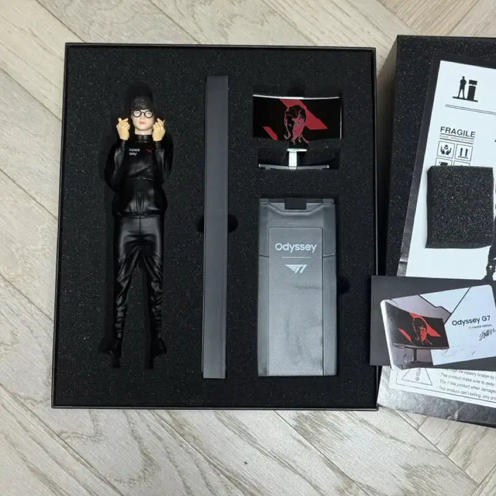 [BUNJANG] Samsung Odyssey Faker Figure / 페이커 삼성 오디세이 피규어