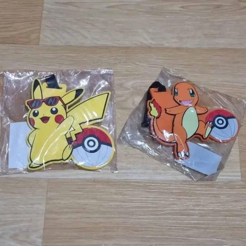 [BUNJANG] Beyond Pokemon Pikachu &amp; Charmander Luggage Tag Bundle Set (Sealed) / 미개봉) 비욘드 포켓몬 피카츄&amp;파이리 러기지텍 일괄