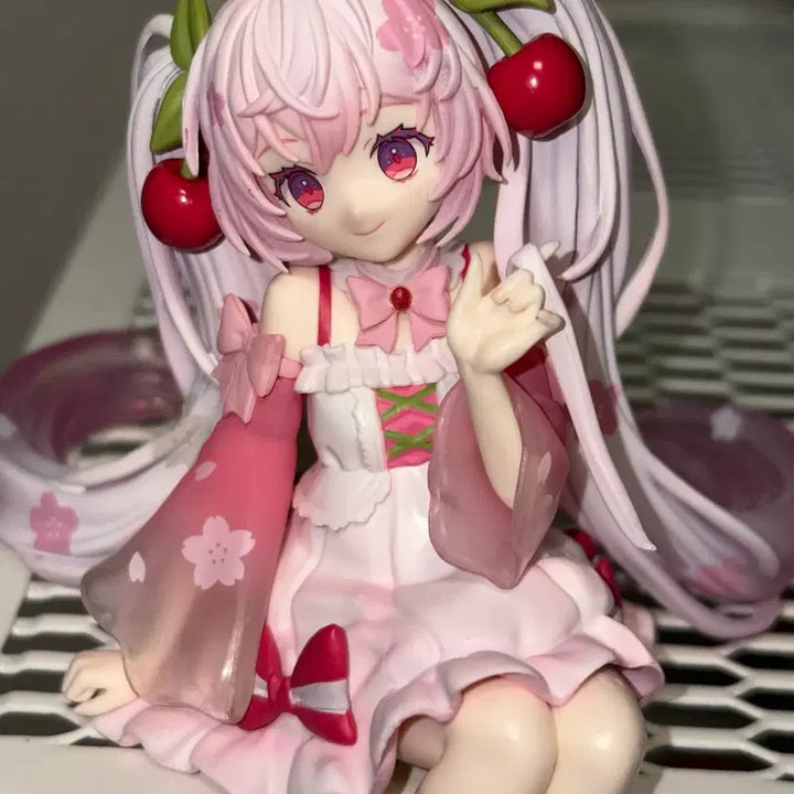 [BUNJANG] FURYU Sakura Miku Noodles Stopper Figure 2025 Ver. / 후류 사쿠라 미쿠 누들스토퍼 피규어 2025ver.