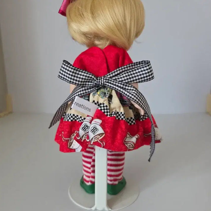 [BUNJANG] Madame Alexander 8-Inch Doll Red Dress / 마담알렉산더 8인치 인형 조합 레드 원피스