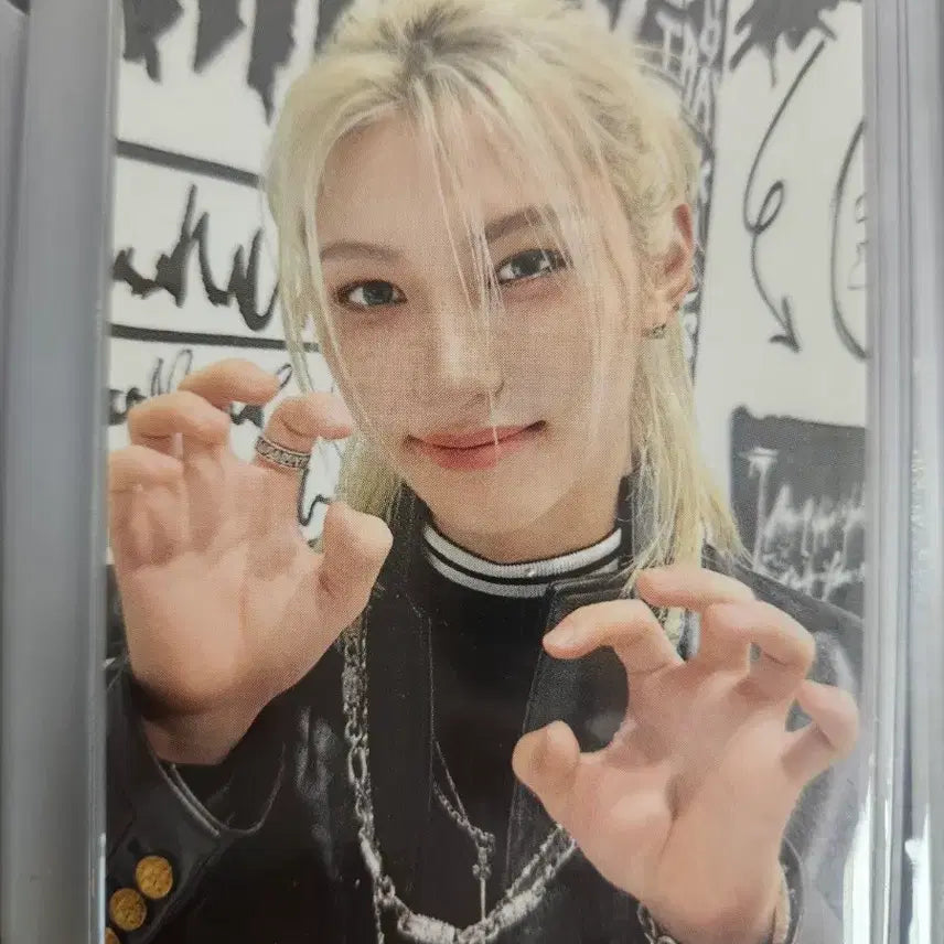 [BUNJANG] Stray Kids Felix DOMINATE MD POB Photocard / 스트레이키즈 필릭스 도미네이트 엠디 특전 포카 판매