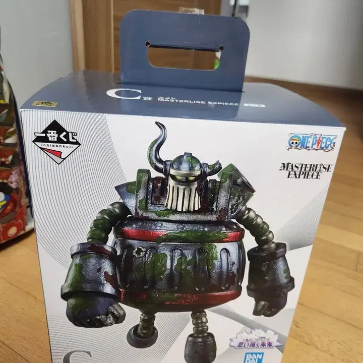 [BUNJANG] One Piece Ichiban Kuji Emerald C Prize Figure (Opened) / [급처가] 제일복권 원피스 에메트 C상 개봉품 (지지대 단순 파손 순접)