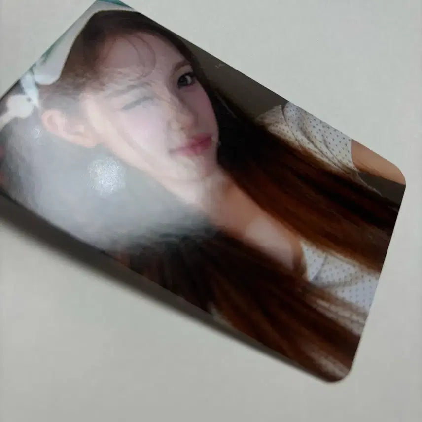 [SOLD OUT] 하투하 유하 1주년 팔찌 포카 양도합니다 하자 있음