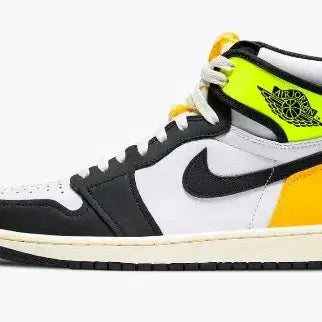 [BUNJANG] Nike Air Jordan 1 Retro High OG Volt Gold Sneakers / 나이키 에어조던 1 레트로 하이 OG 볼트 골드 280