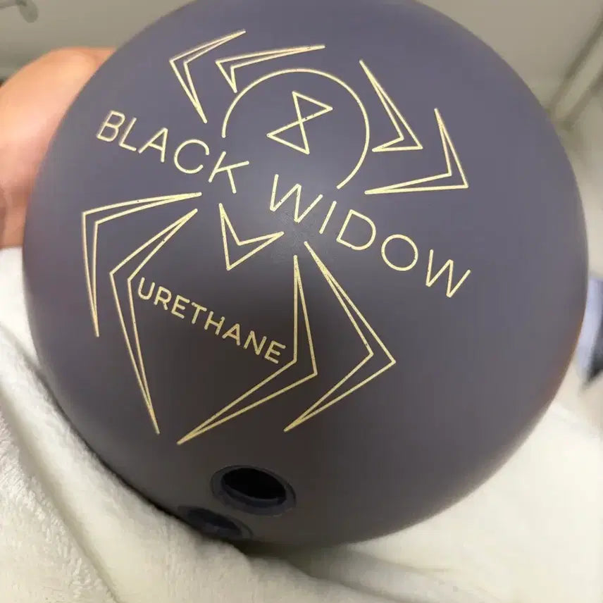 [BUNJANG] Hammer Black Widow Gray Urethane Solid Bowling Ball / 블랙위도우 그레이 우레탄 (15p) 투핸드1회 지공