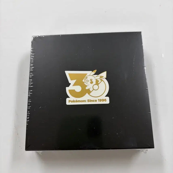 [BUNJANG] Pokemon 30th Anniversary March Badge Set - Generation 1 (Sealed) / 포켓몬 30주년 3월 뱃지 1세대