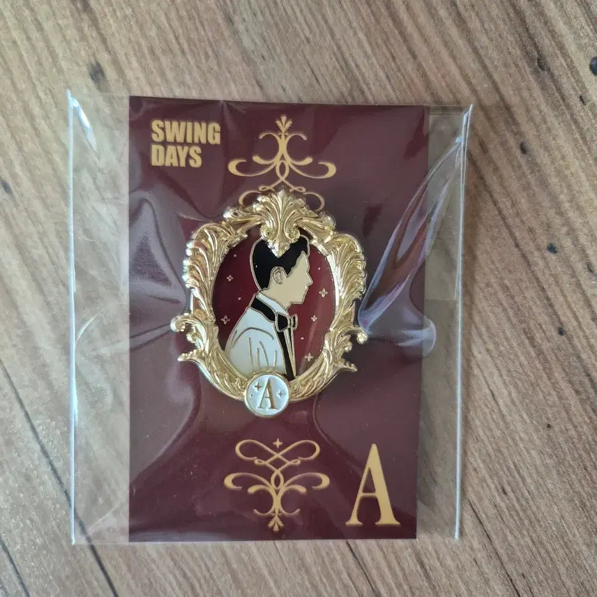 [BUNJANG] Swing Days Frame Badge / 유일형 액자 뱃지