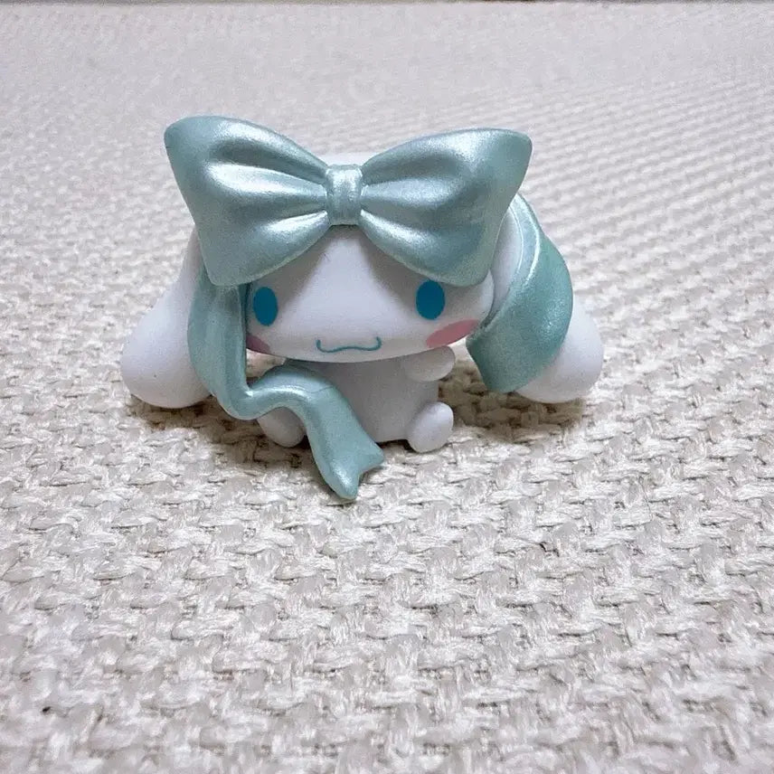 [BUNJANG] Sanrio Ballet Ribbon Figure (Cinnamoroll) - Sealed / [미개봉]산리오 발레리본 피규어(시나모롤)