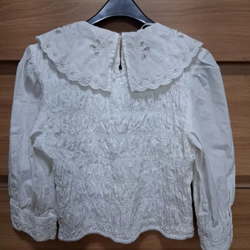 [BUNJANG] ZARA White Punching Lace Blouse / 자라 화이트 펀칭 레이스 블라우스