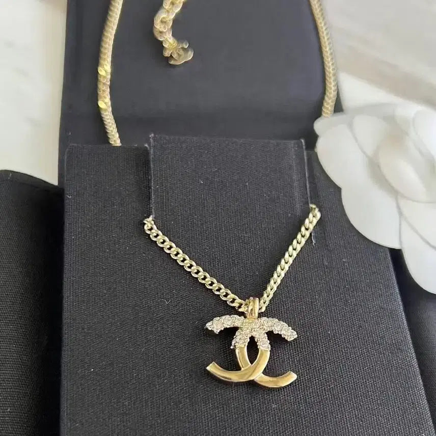 [BUNJANG] Chanel CC Logo Gold Necklace / 샤넬 CC 로고 골드 목걸이