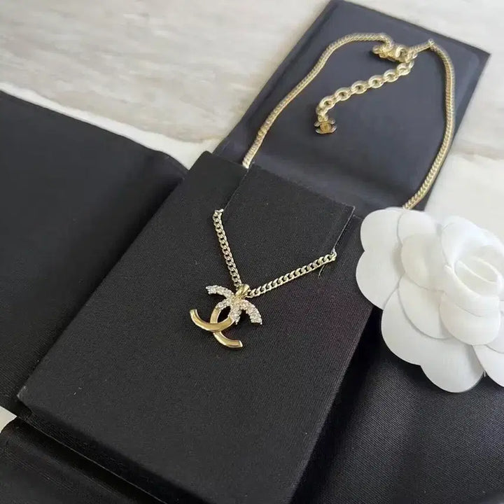 [BUNJANG] Chanel CC Logo Gold Necklace / 샤넬 CC 로고 골드 목걸이