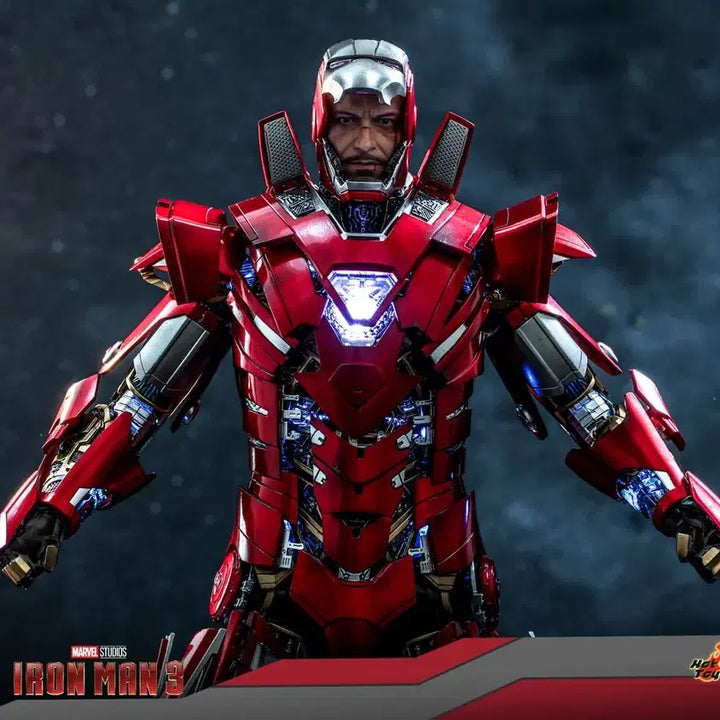 [BUNJANG] Hot Toys Iron Man 3 Mark XXXIII Silver Centurion (Silver Centurion) Suit-Up Armor / 핫토이 아이언맨3 마크33 실버 센츄리온 슈트업 아머