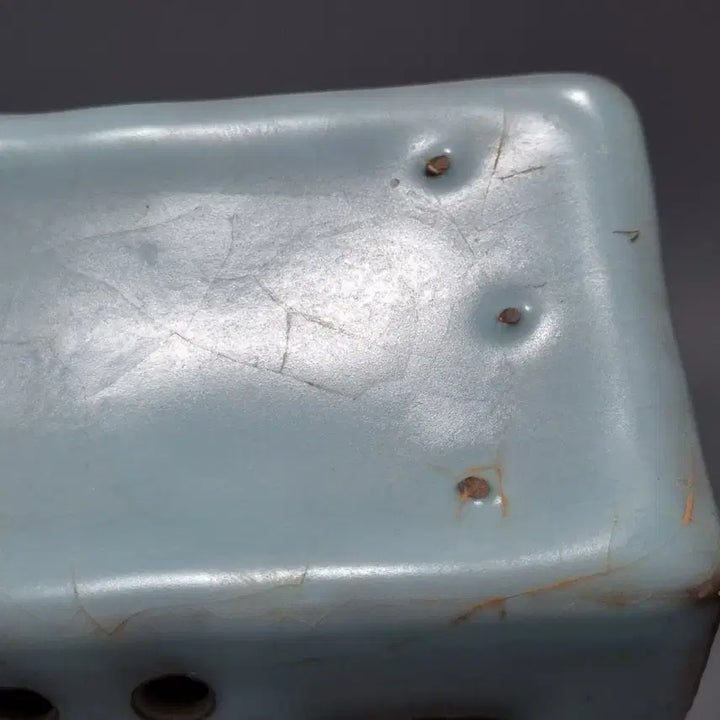 [BUNJANG] Qingliangsi Ruyao Celadon Glaze Lingzhi Pattern Needle Pillow / 청량사여요 천청유 영희문 자수침. 12.5*10*12.5