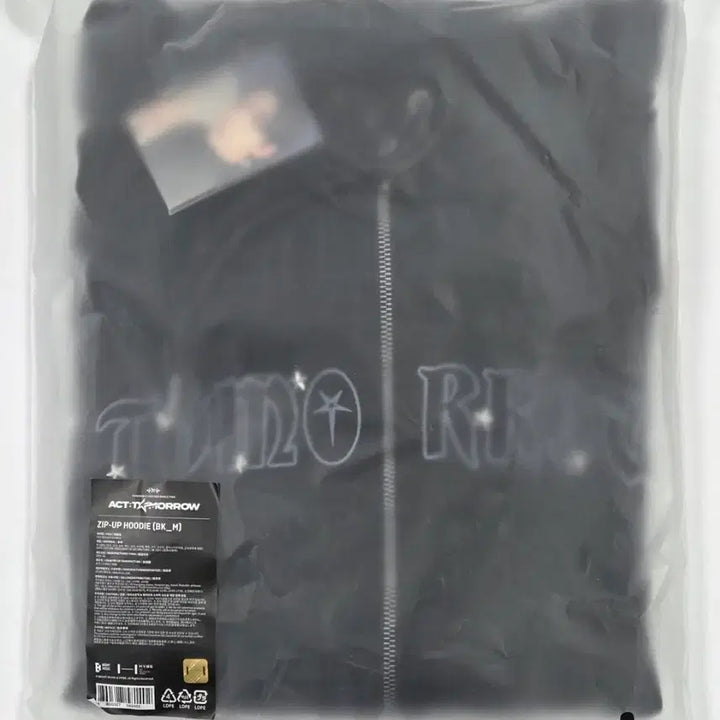 [BUNJANG] TXT ACT : TOMORROW Concert MD Hoodie Black (Size M) / TXT 투바투 ACT : TOMORROW 콘서트 MD 후드집업