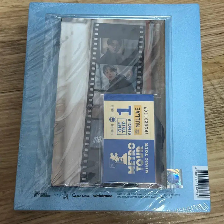 [BUNJANG] Day6 Young K Young K Vol.2 Essay Book Sealed / 데이식스 영케이 영원2 에세이 미개봉